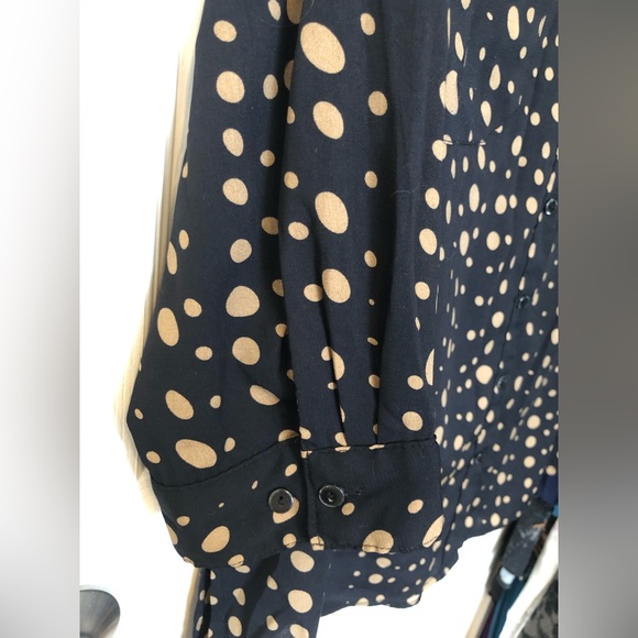 L Black & Tan Polkadot Button Down Blouse - Picture 10 of 12